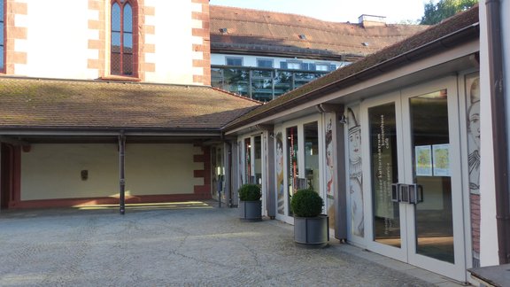 Franziskaner Museum Eingang Der Eingang des Franziskanermuseums in Villingen.